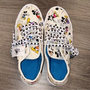 Disney Parks Mickey Vans Style Sneakers (Women’s 7)